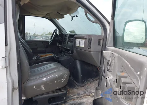 2007 GMC Savana Work Van z USA, uszkodzony, nr VIN 1GTFG15X171106771